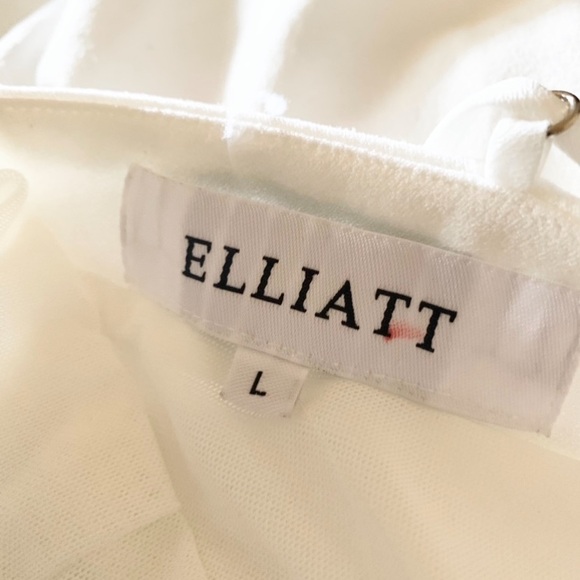 Elliatt Ivory Collins Mermaid Gown NWOT Size 8 - Picture 13 of 16